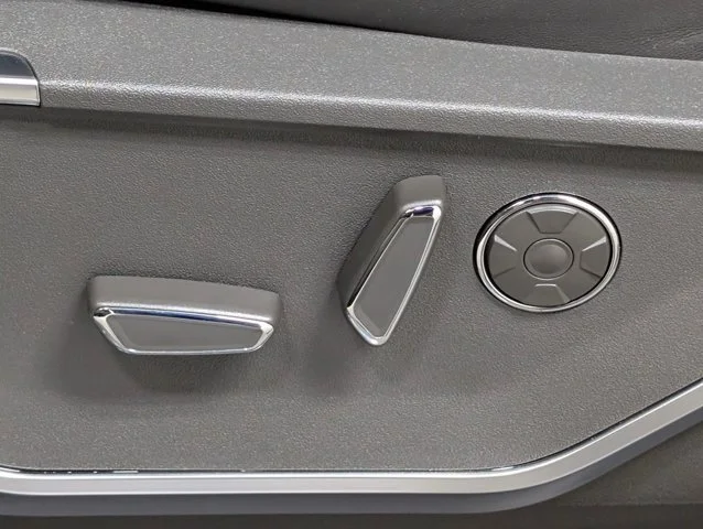 New 2026 Agate Black Metallic Ford Platinum® image 57