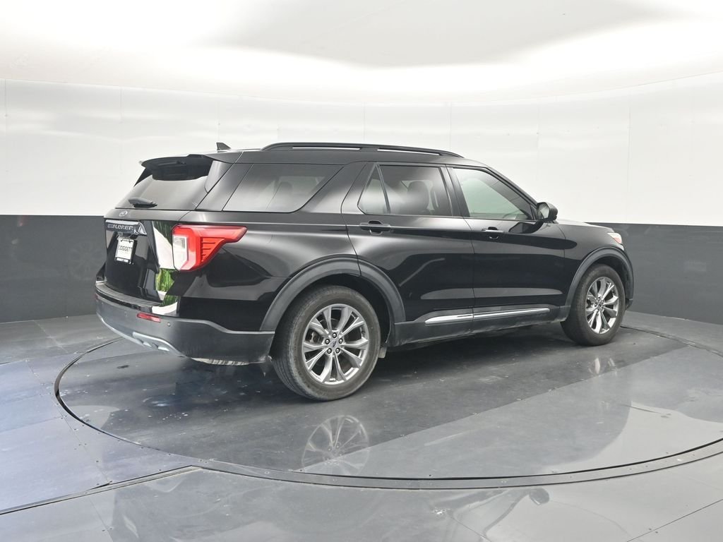 Used 2021 Black Ford XLT image 15