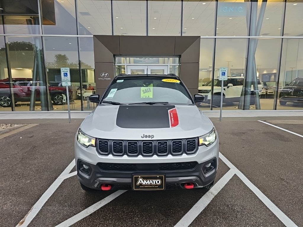 2025 Jeep Compass Trailhawk - Photo 8