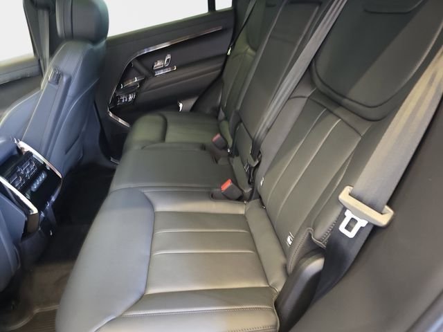 New 2026 Carpathian Grey LAND ROVER SE image 11
