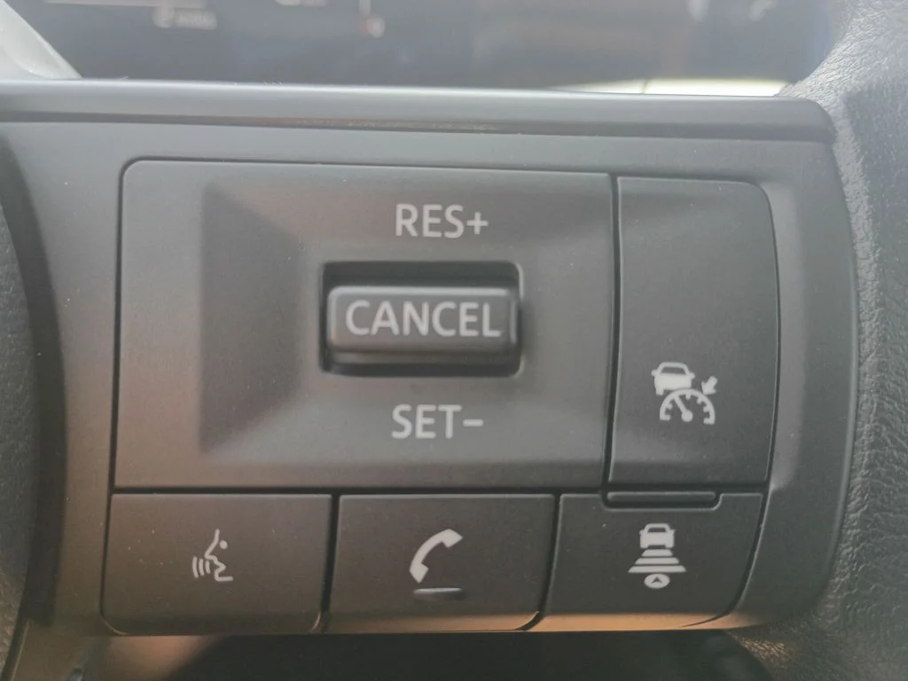 New 2026 Canyon Bronze Metallic Nissan S image 33