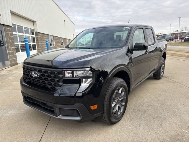 New 2026 Shadow Black Ford XLT image 3