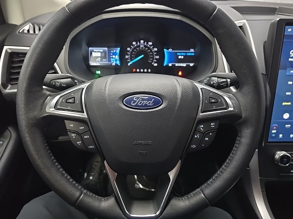 Used 2024 Oxford White Ford SEL image 24