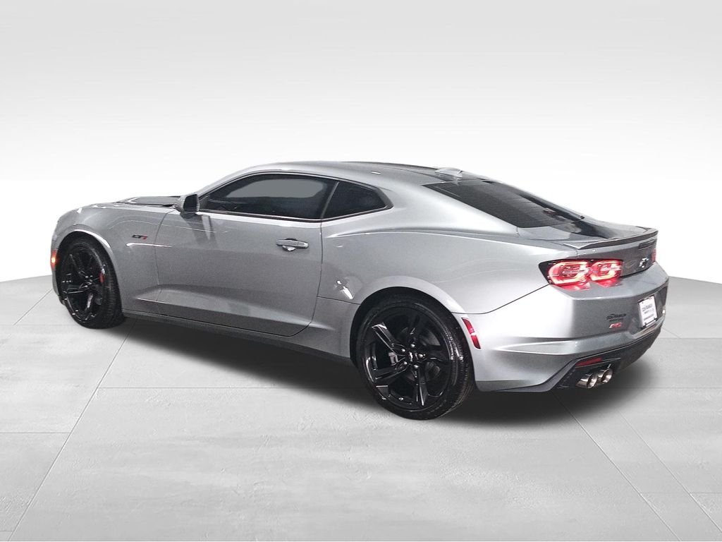 Used 2024 Gray Chevrolet LT1 image 3
