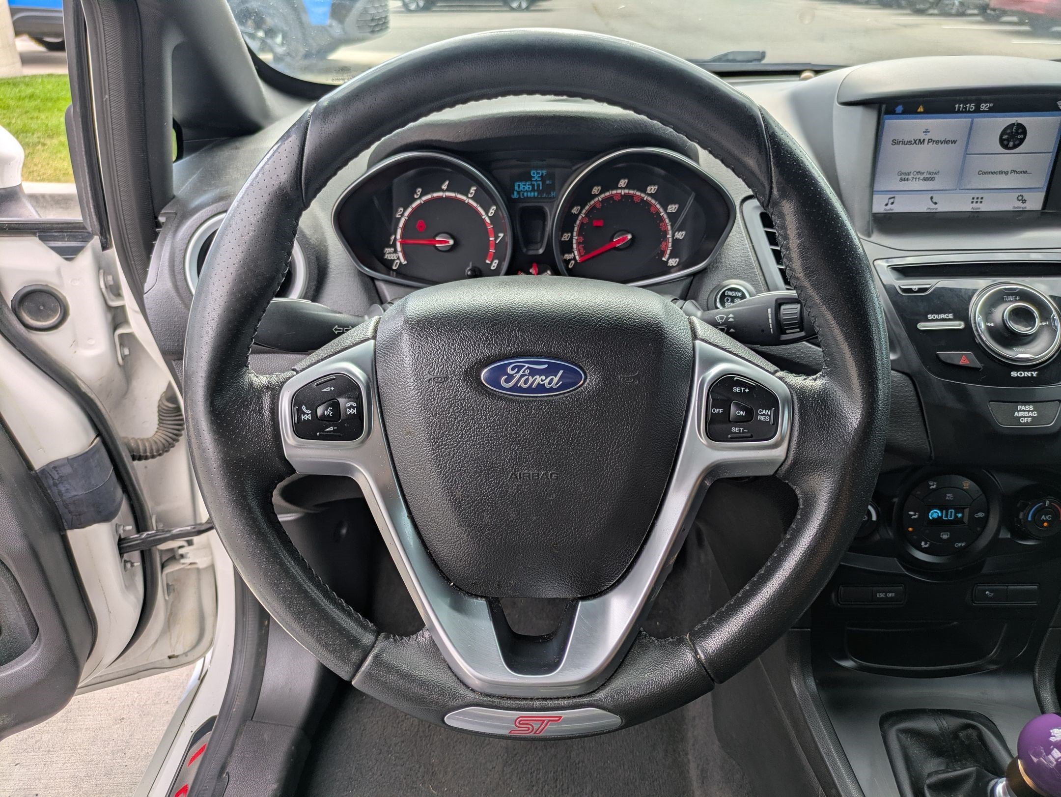 Used 2019 White Platinum Clearcoat Metallic Ford ST image 16