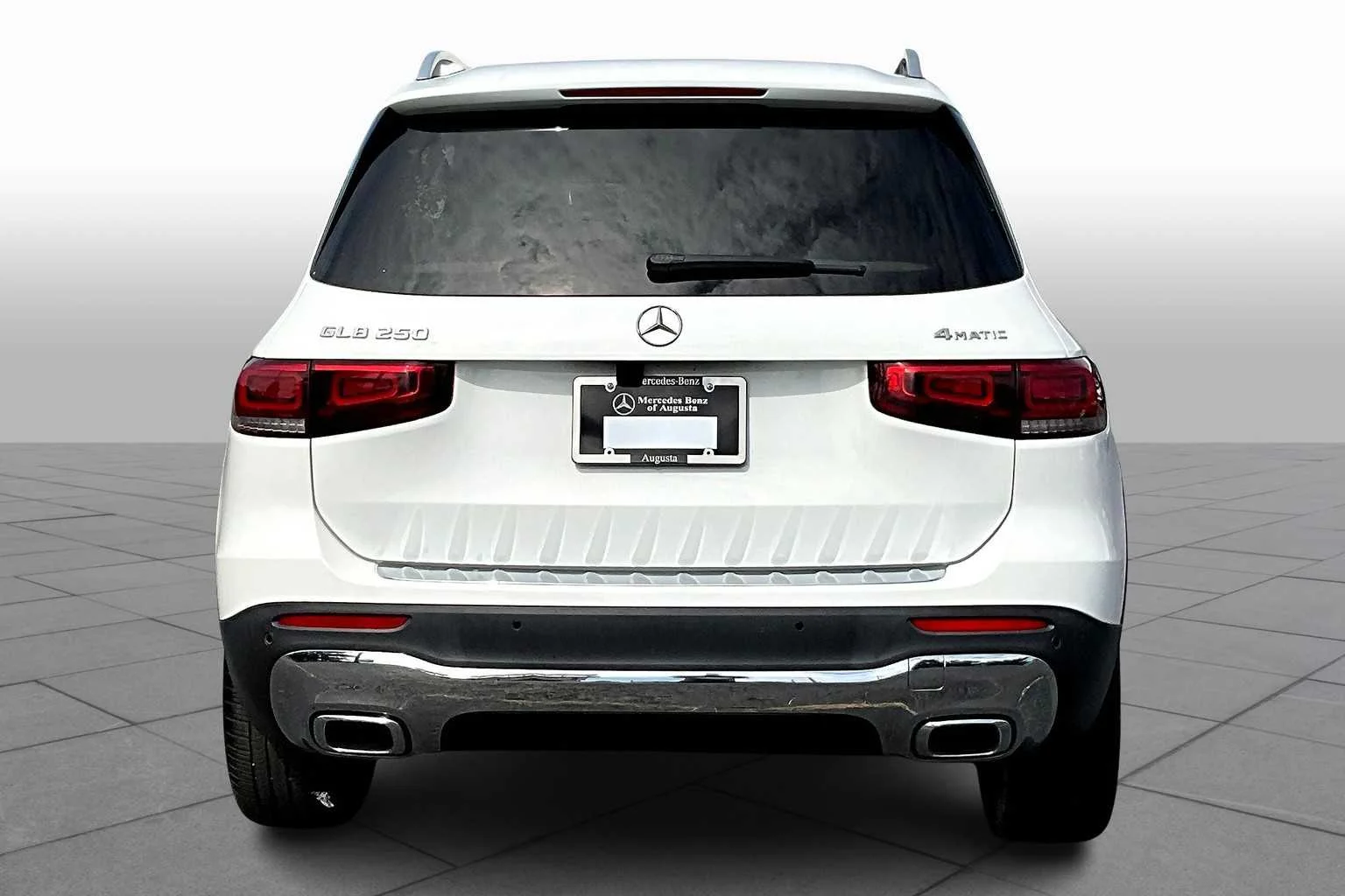Used 2021 Polar White Mercedes-Benz GLB 250 image 5
