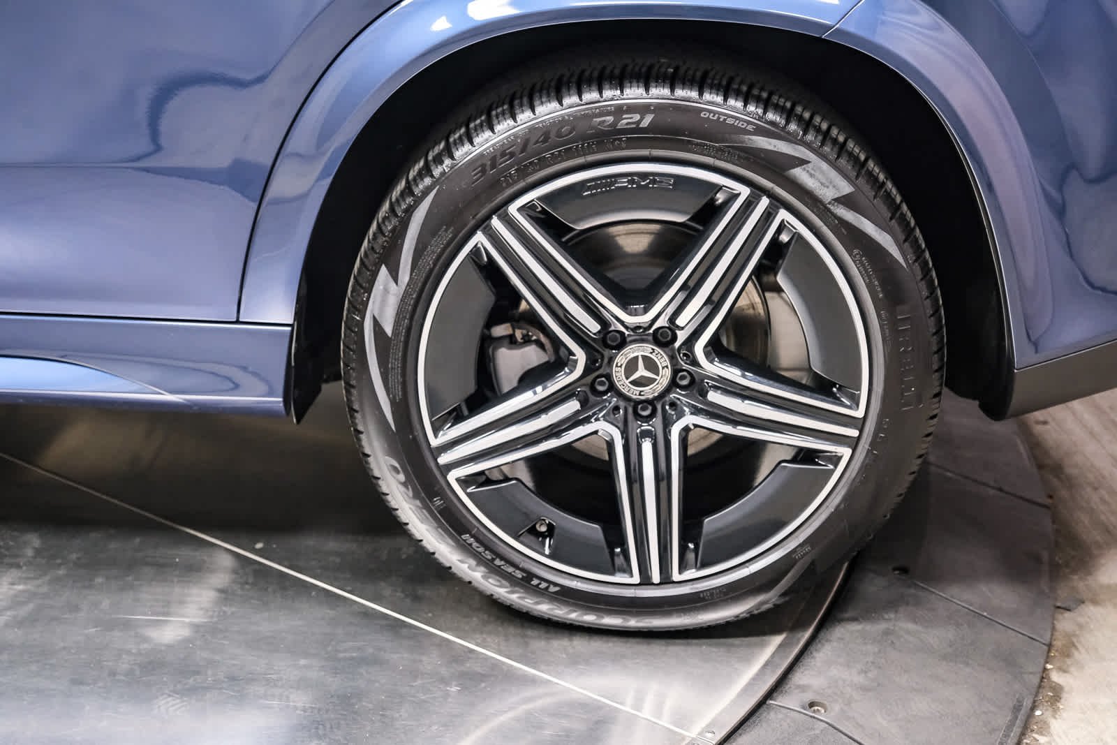 Used 2026 Twilight Blue Metallic Mercedes-Benz GLE 450 image 10