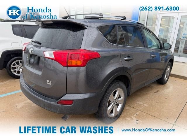Used 2015 Magnetic Gray Metallic Toyota XLE image 2