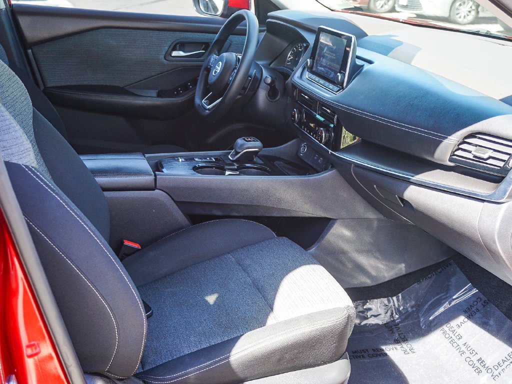 Used 2021 Red Nissan SV image 12