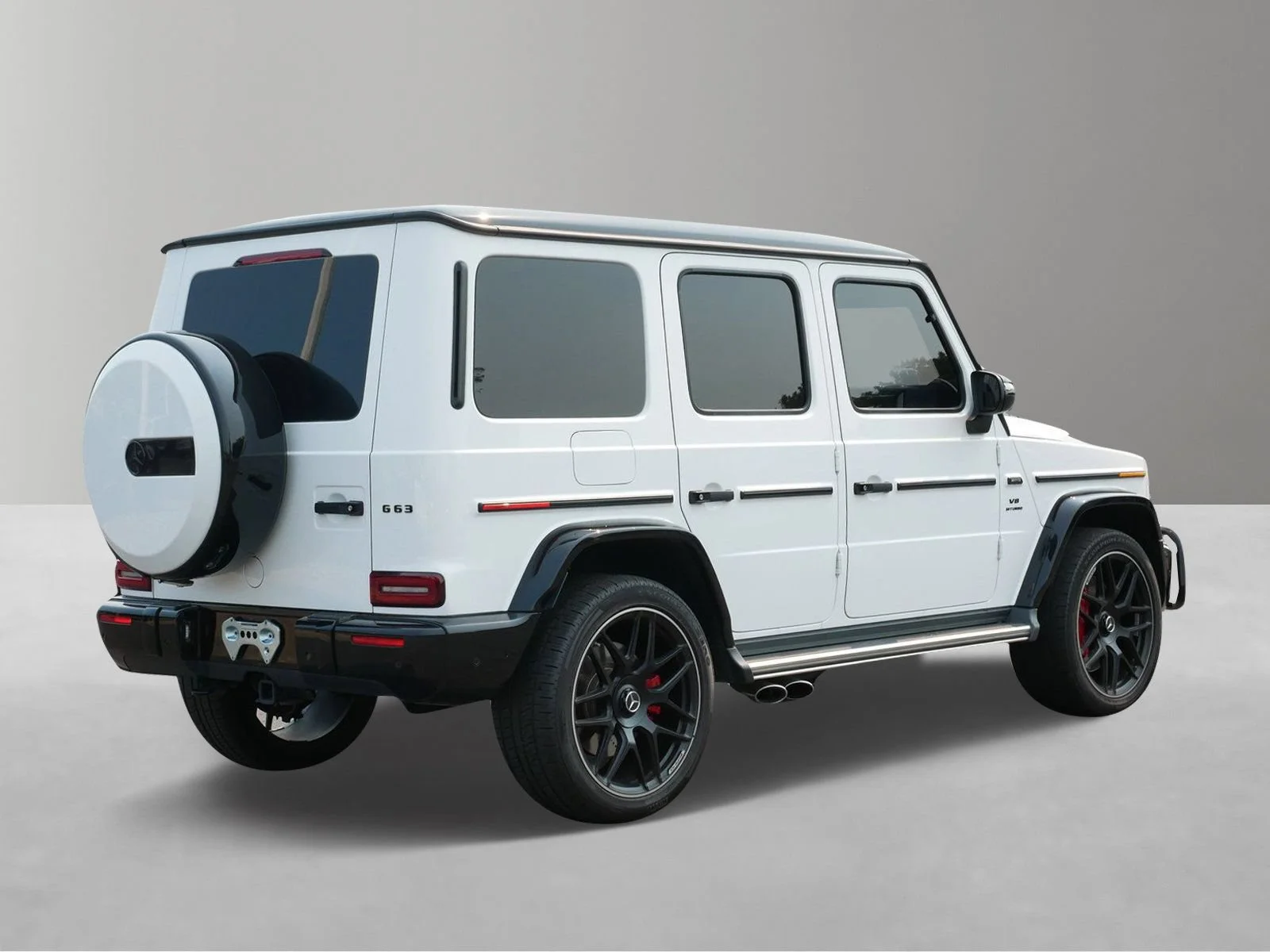 Used 2021 White Mercedes-Benz 4MATIC® image 4