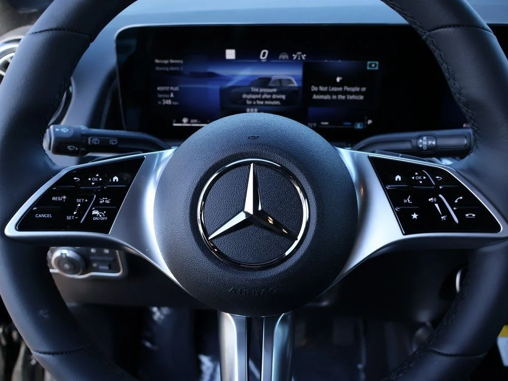 New 2026 Cosmos Black Metallic Mercedes-Benz GLB 250 image 38