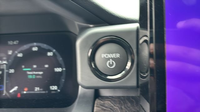 2025 Toyota Tacoma Limited - Photo 16