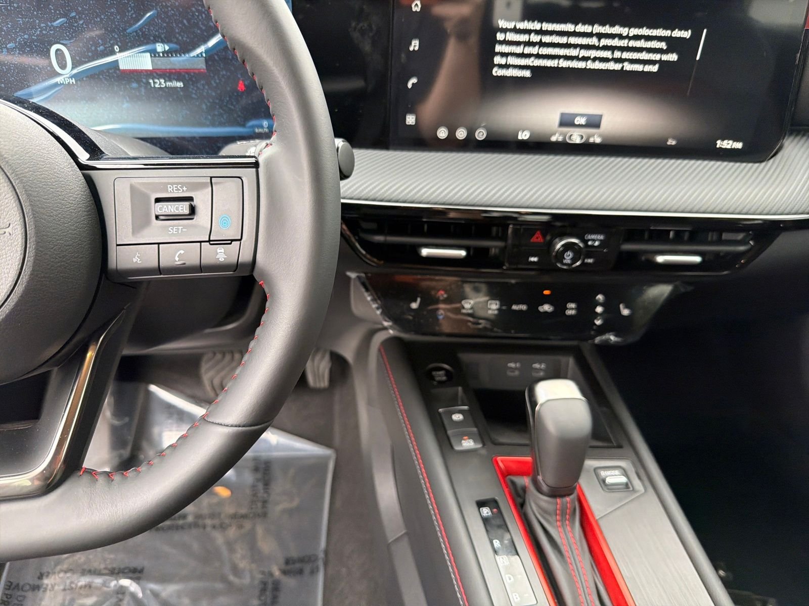 New 2026 Nissan Kicks SR 4D Sport Utility