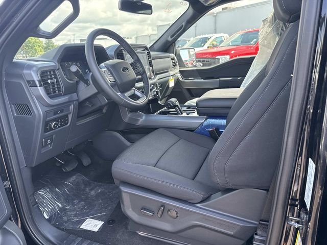 New 2026 Agate Black Metallic Ford XLT image 11