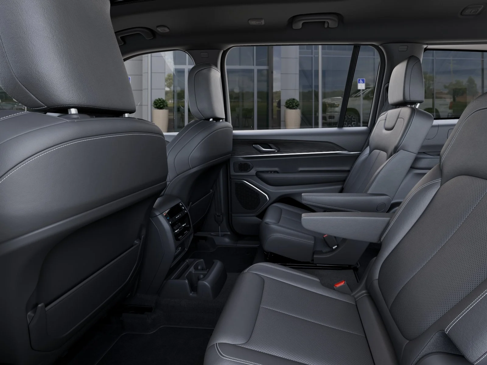 New 2026 Diamond Black Crystal Pearl-Coat Exterior Paint Jeep Limited Reserve image 49