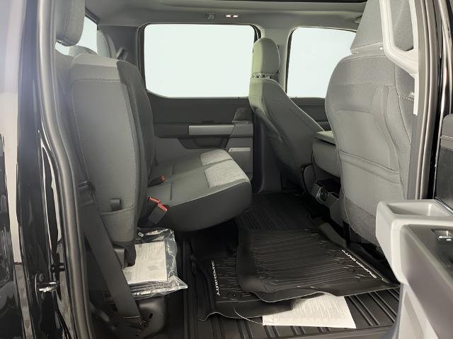 2026 Ford F-350 Super Duty XLT - Photo 33