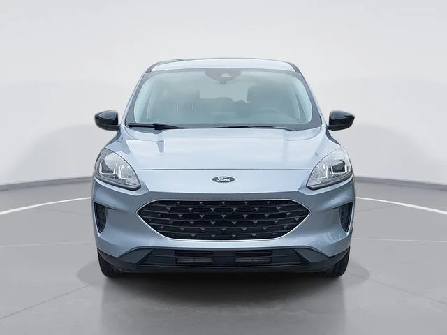 Used 2022 Blue Ford SE image 8