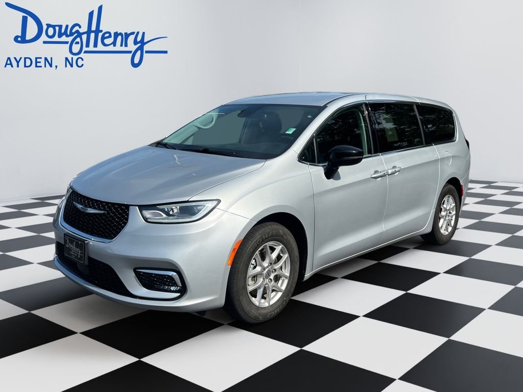 Used 2024 Silver Chrysler Touring L image 1