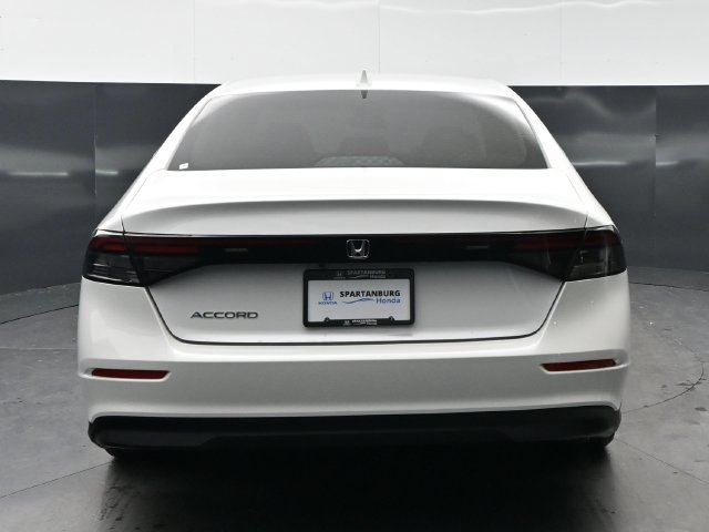 New 2026 Platinum White Pearl Honda LX image 6