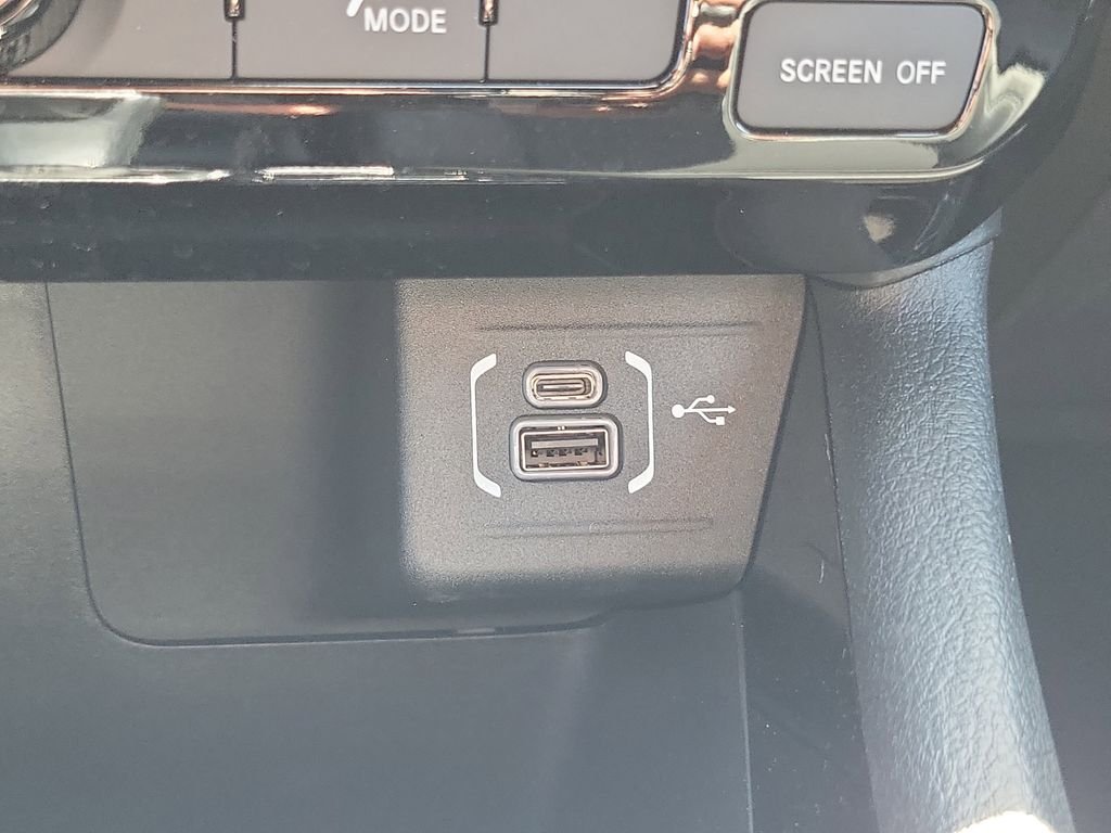 New 2026 Joose (DISC) Jeep Latitude image 29