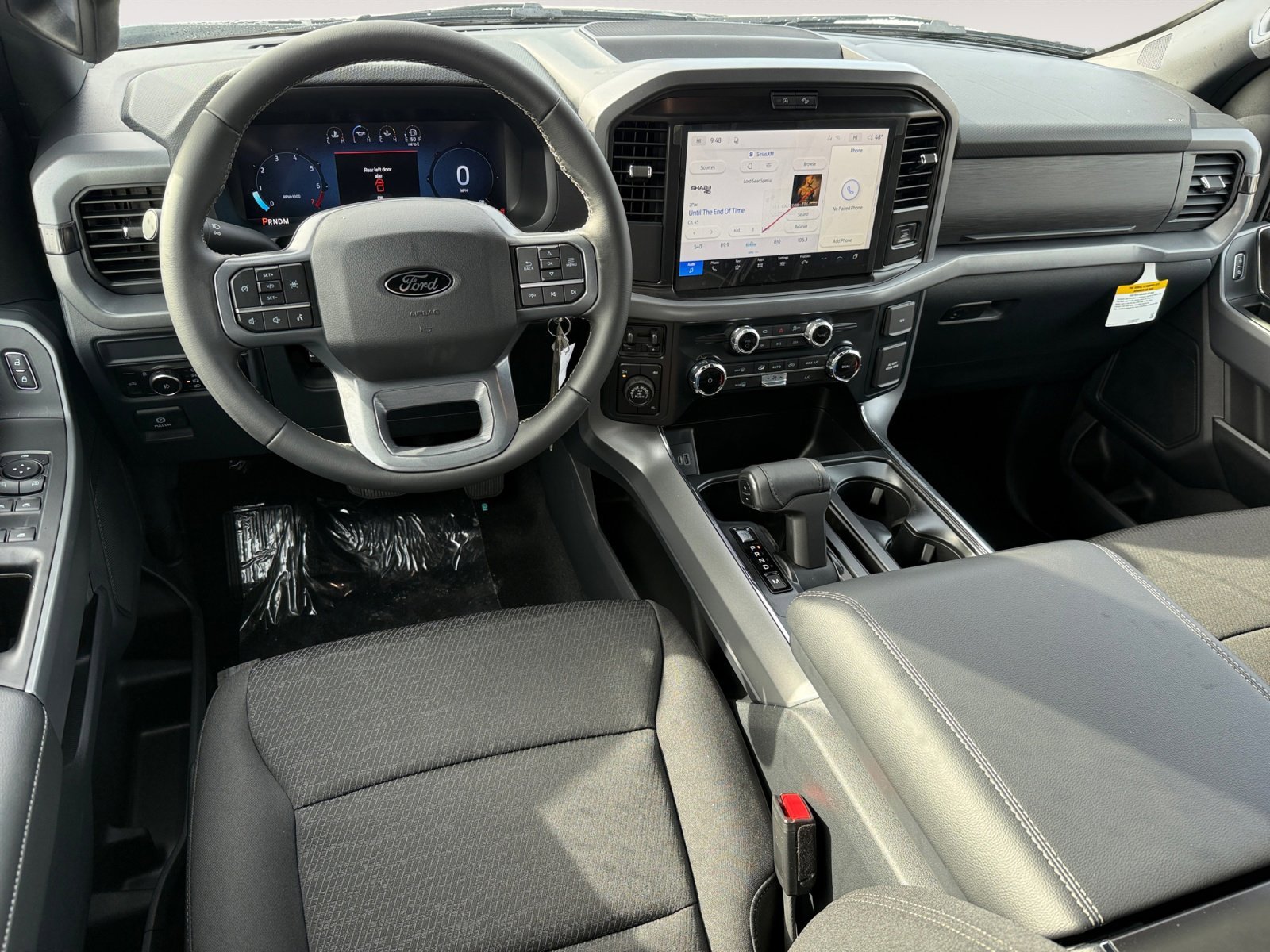 New 2026 Oxford White Ford XLT image 15