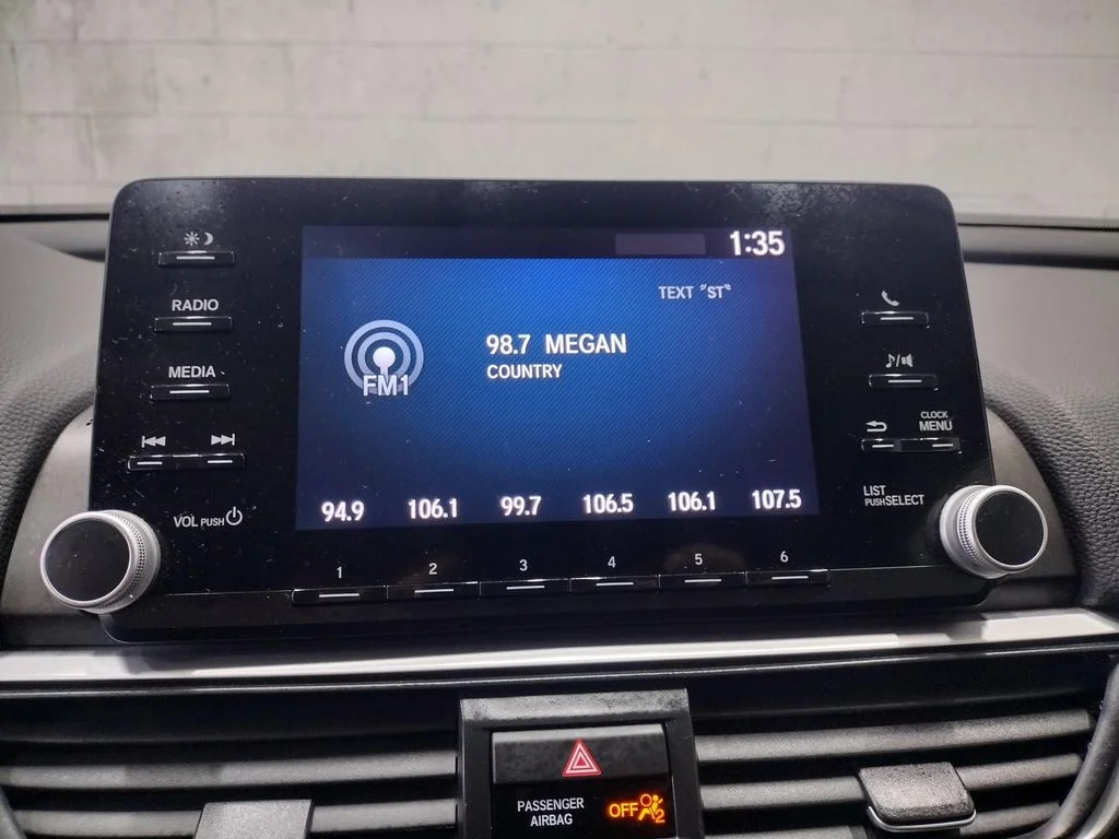 Used 2020 Black Honda LX image 25