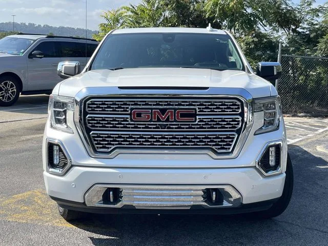 Certified Used 2019 White Frost Tri-Coat GMC Denali image 9
