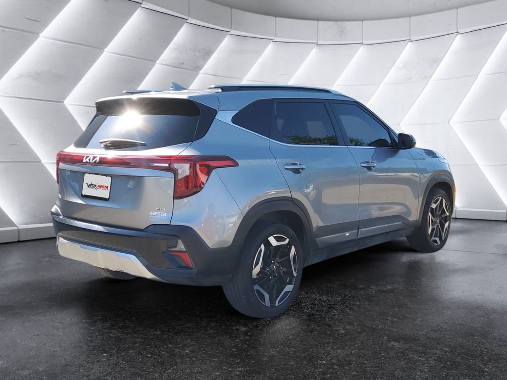 Certified Used 2024 Gray Kia SX image 4