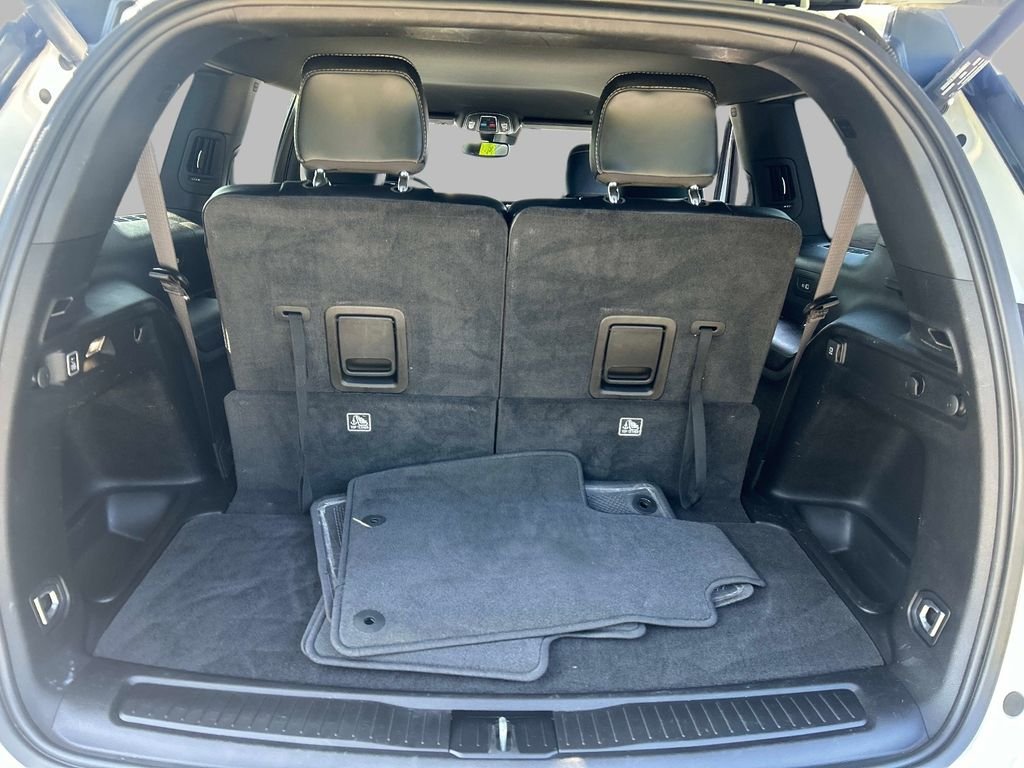 Used 2021 White Jeep Altitude image 11