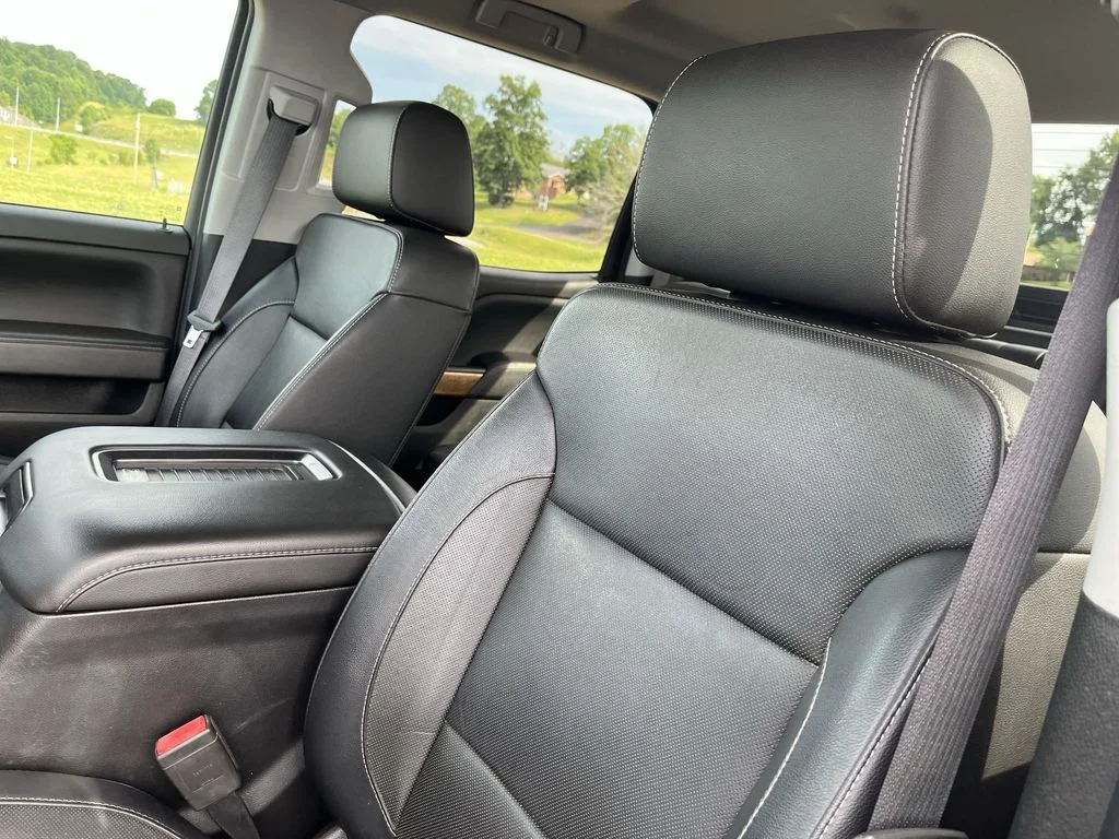 Used 2017 Gray Chevrolet LTZ image 11