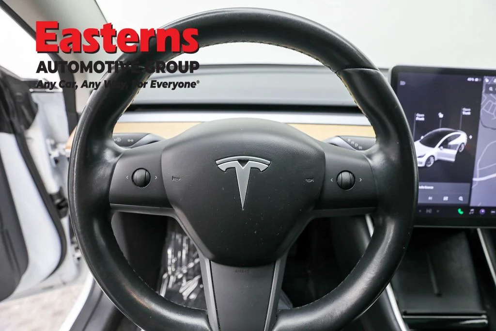 Used 2018 White Tesla Long Range image 10