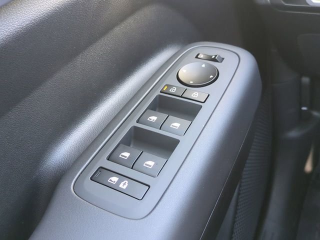 New 2026 White Hyundai SE image 45