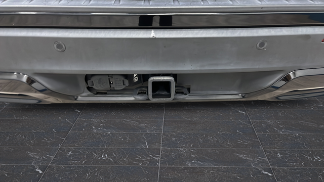 Used 2025 Agate Black Metallic Ford ST-Line image 46