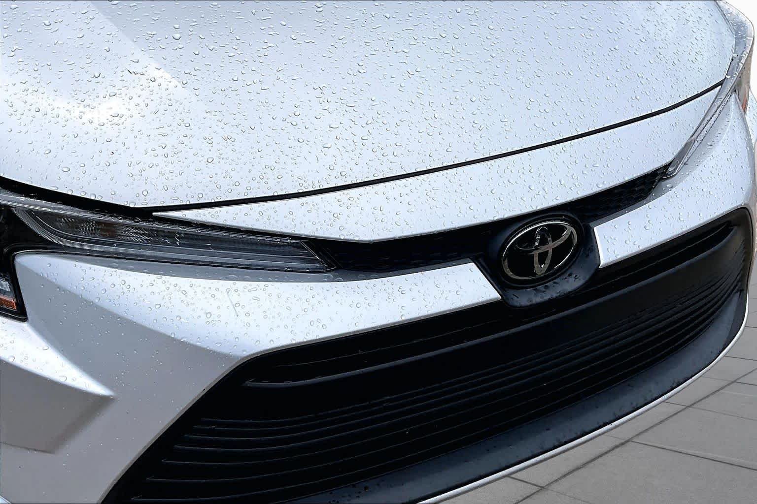 Certified Used 2024 Classic Silver Metallic Toyota LE image 28