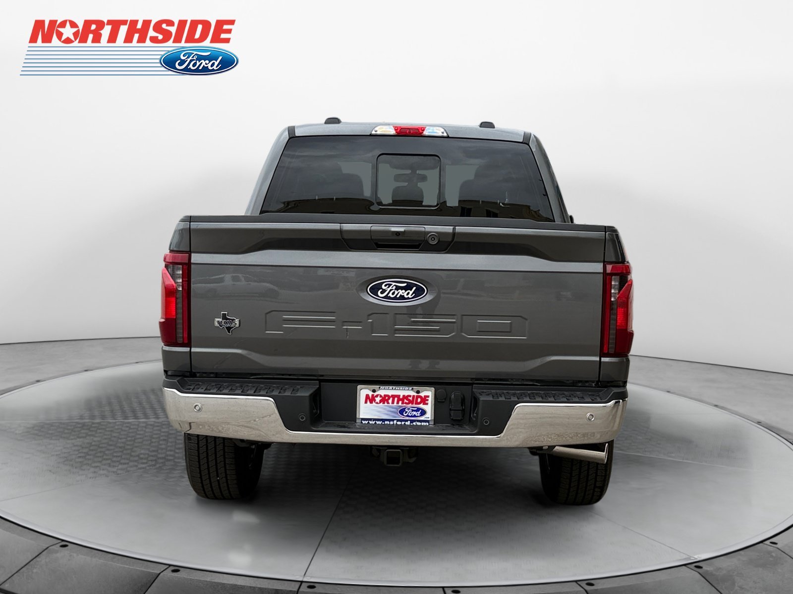 New 2026 Carbonized Gray Metallic Ford XLT image 6