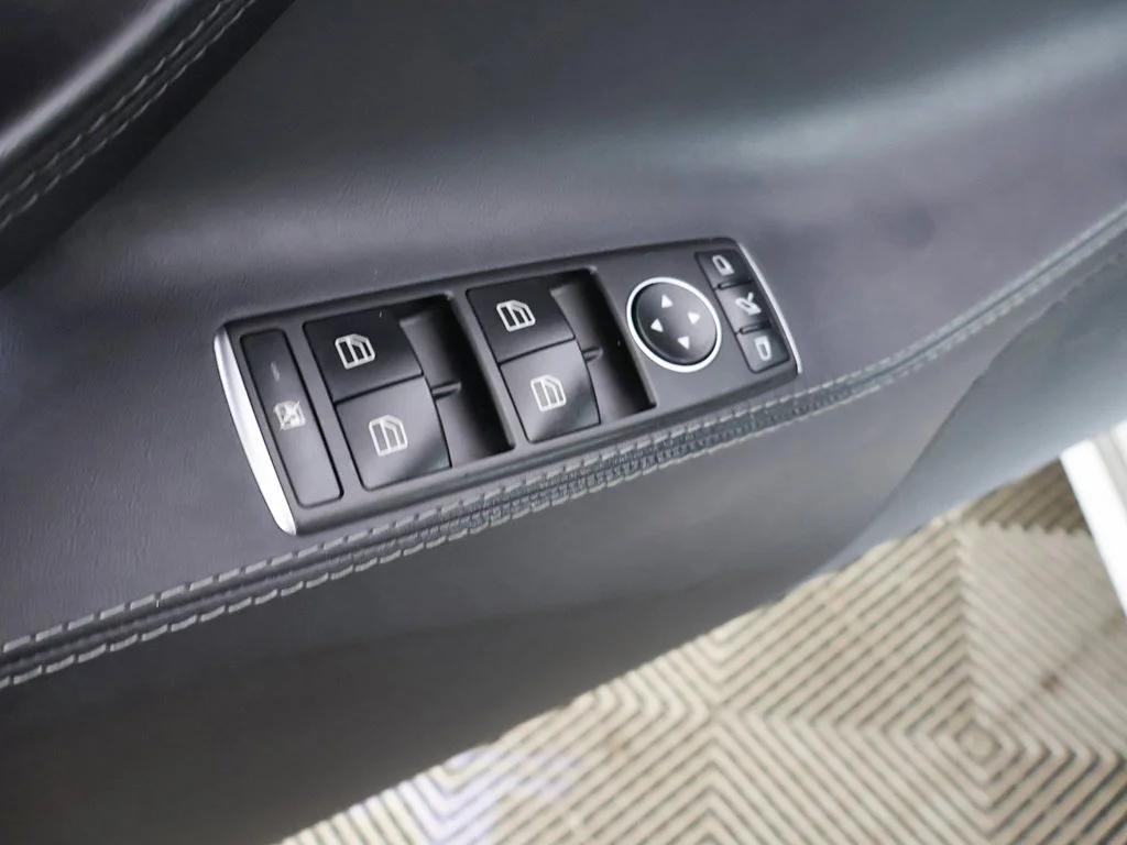 Used 2019 Pearl White Multi-Coat Tesla Performance image 36