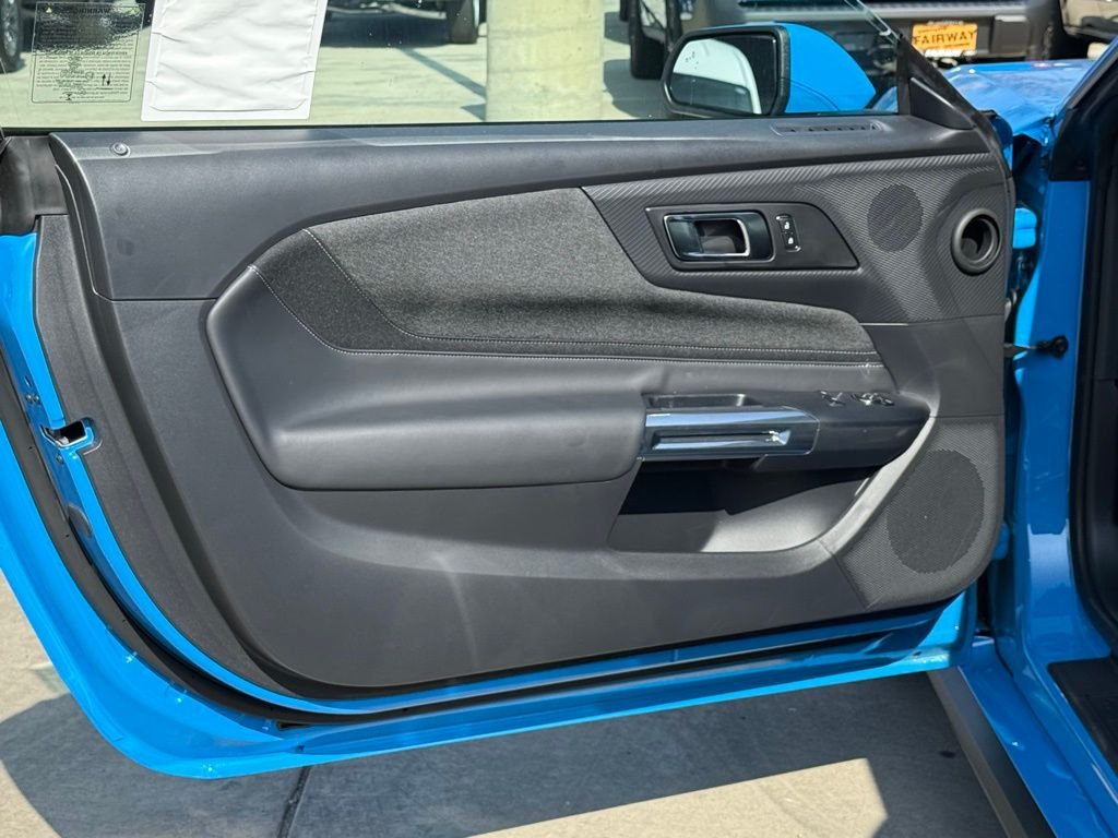 2025 Ford Mustang EcoBoost Fastback - Photo 10