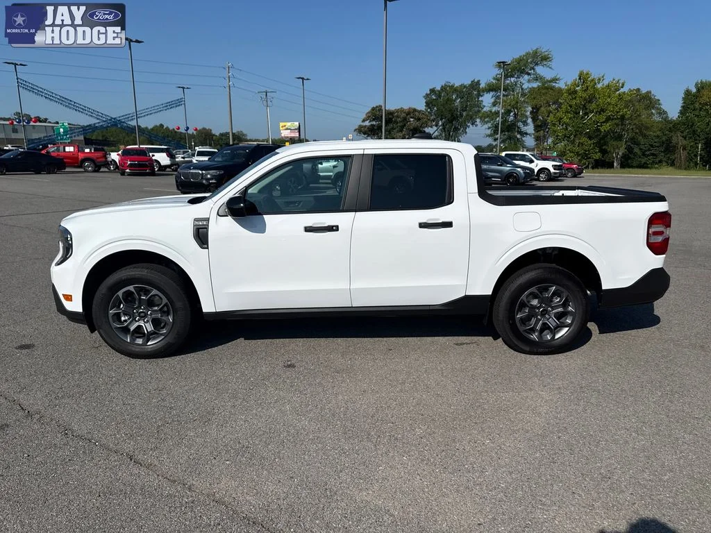 New 2026 Oxford White Ford XLT image 5