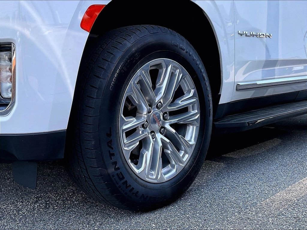 Used 2023 White GMC SLT image 7
