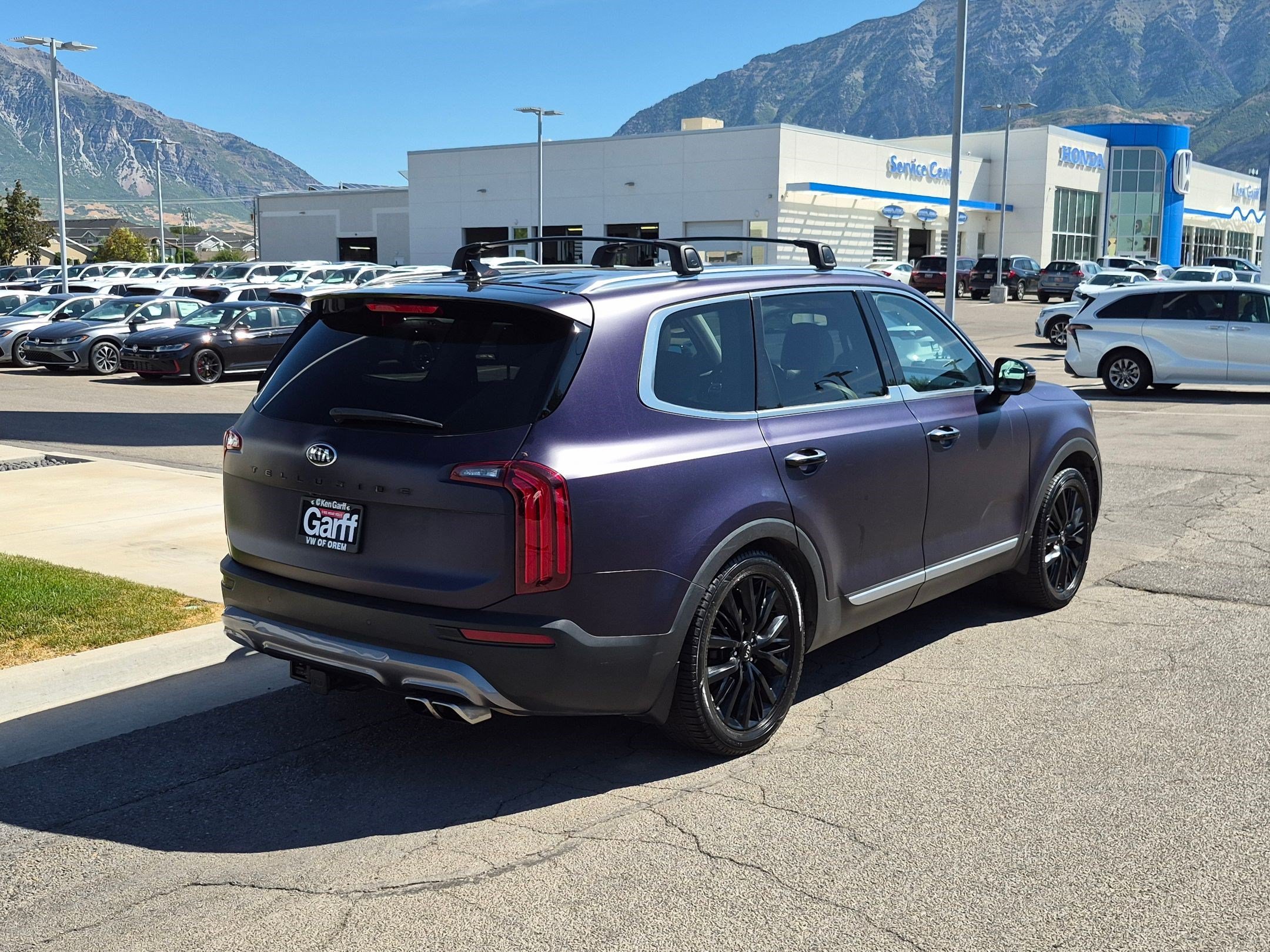 Used 2020 Ebony Black Kia SX image 3