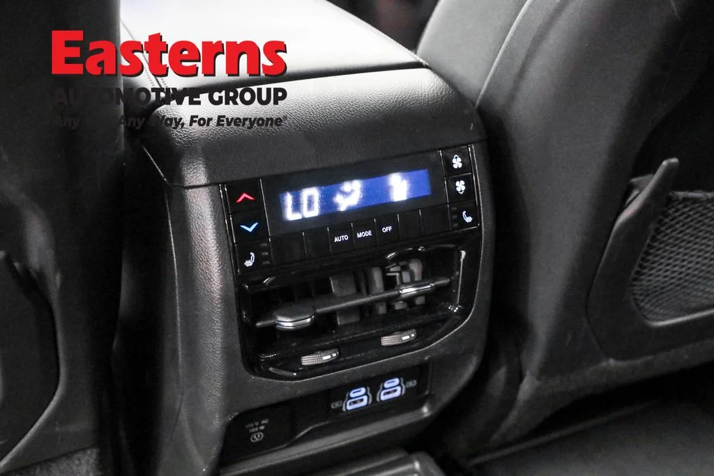 Used 2023 Silver Jeep Limited image 22