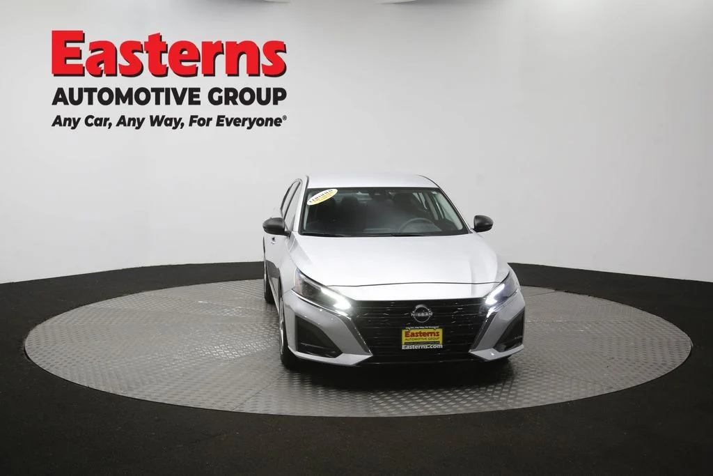 Used 2024 Silver Nissan 2.5 S image 51
