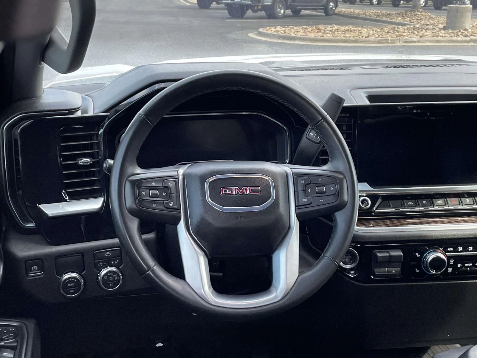 Used 2024 Summit White GMC Elevation image 13