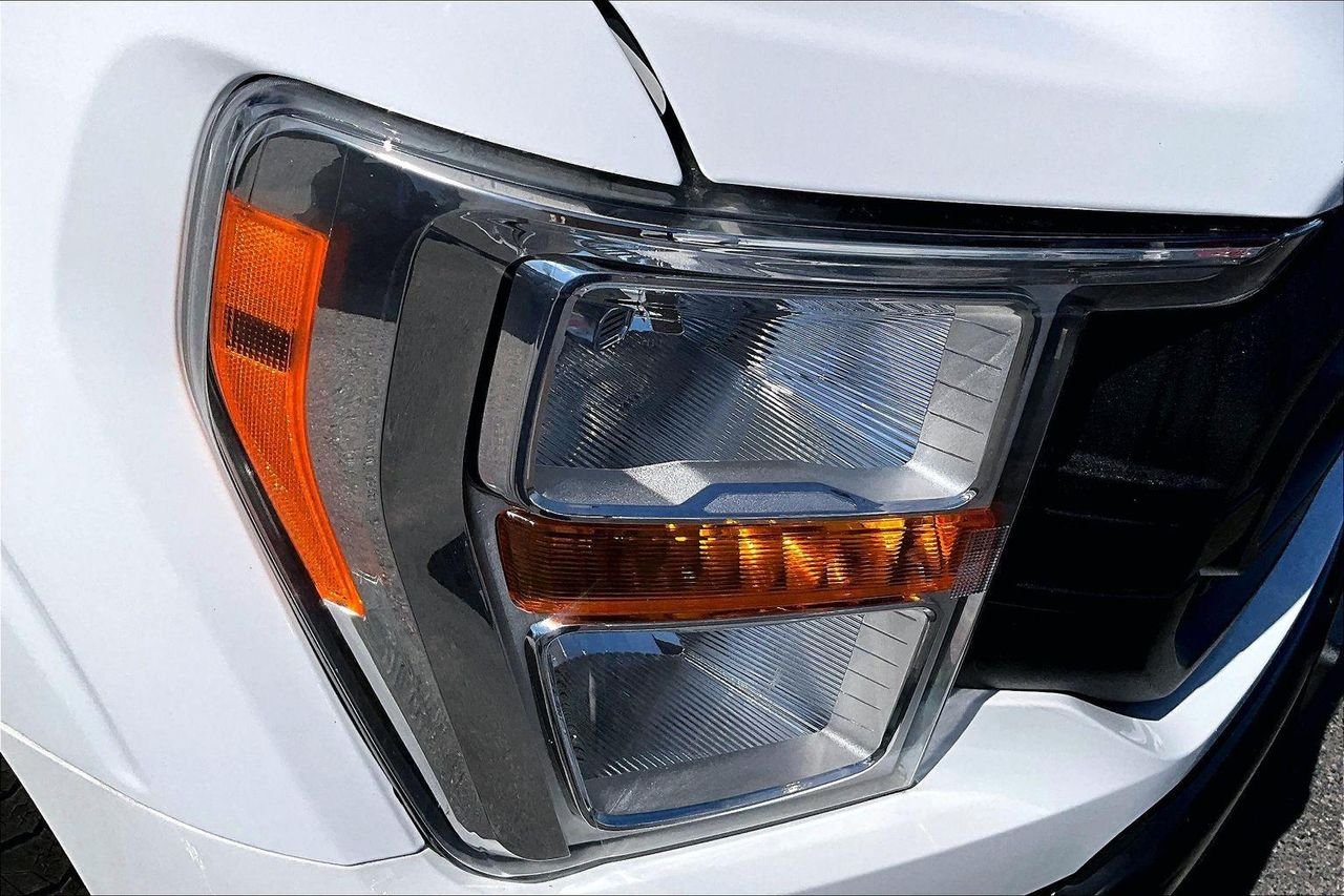 Used 2022 OXFORD WHITE Ford XL image 33