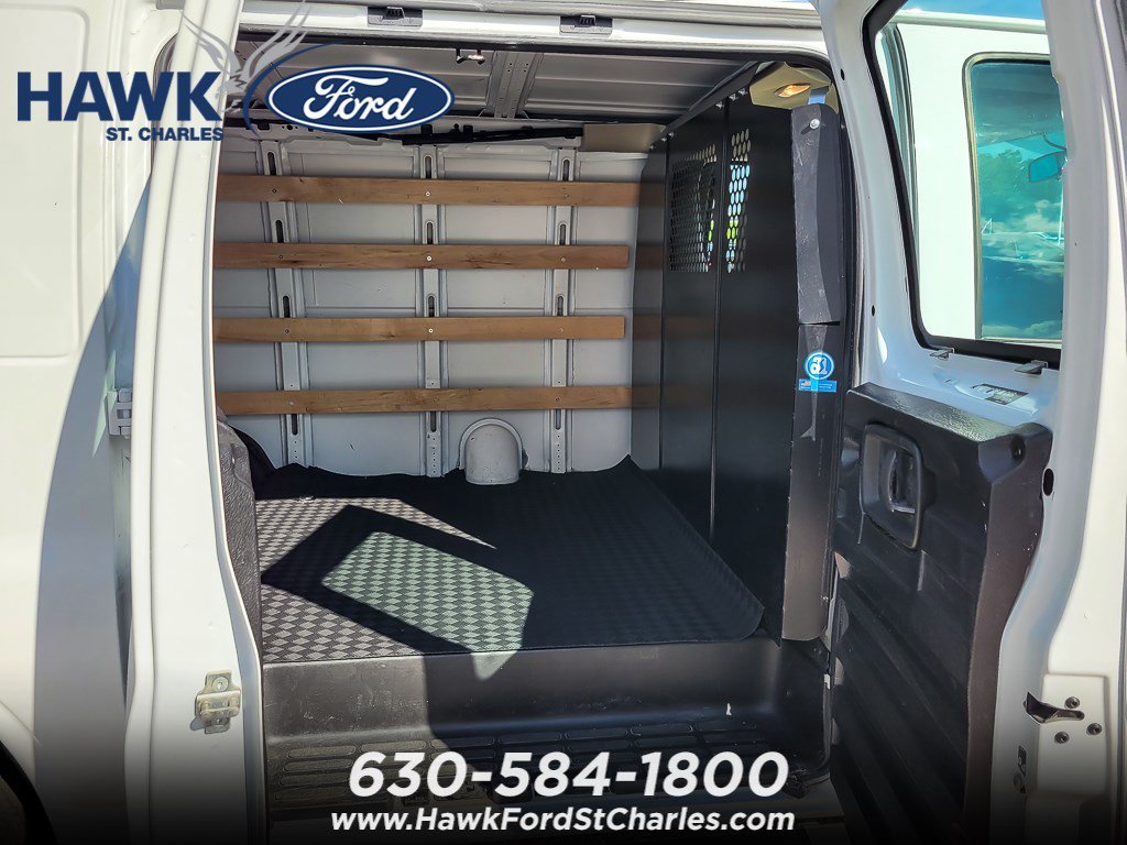 Used 2024 Summit White GMC CARGO image 16