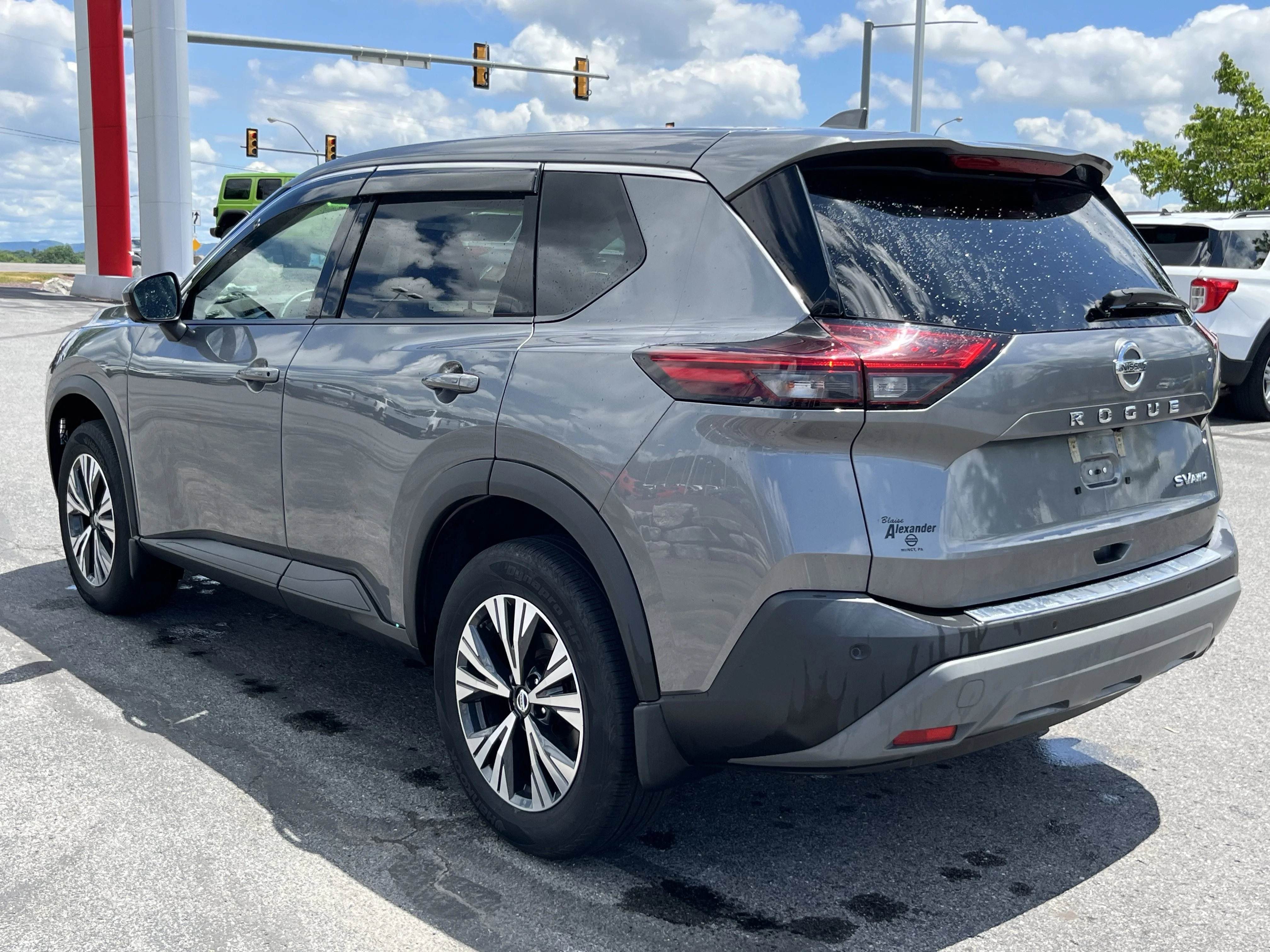 Used 2021 Gun Metallic Nissan SV image 8