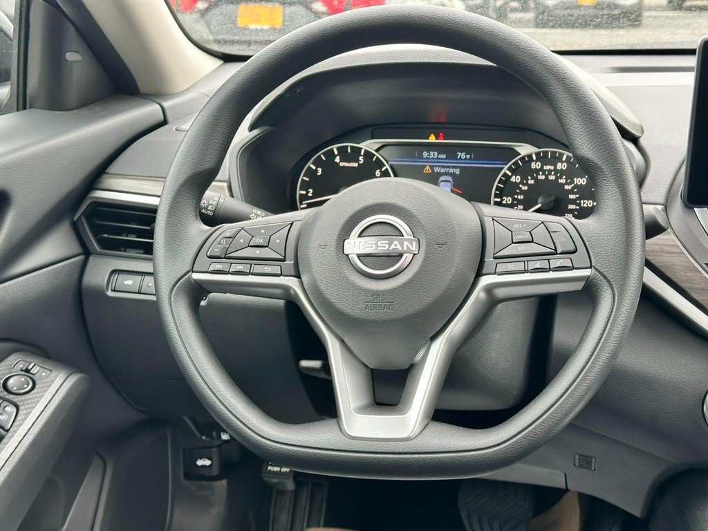 Used 2026 Black Nissan 2.5 SV image 7