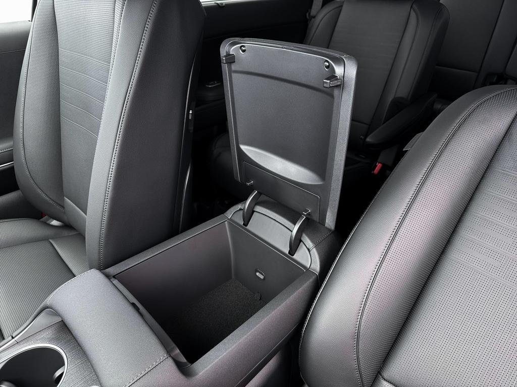 New 2026 Creamy White Pearl Hyundai Limited FWD image 19