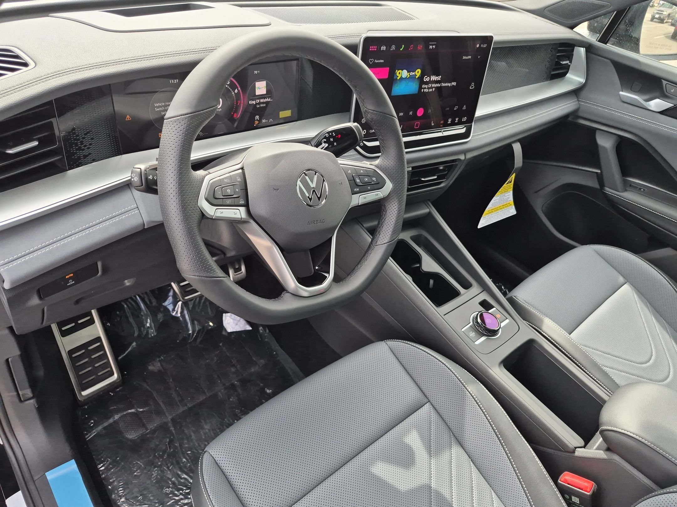 New 2026 Deep Black Pearl Volkswagen SE R-Line Black image 10