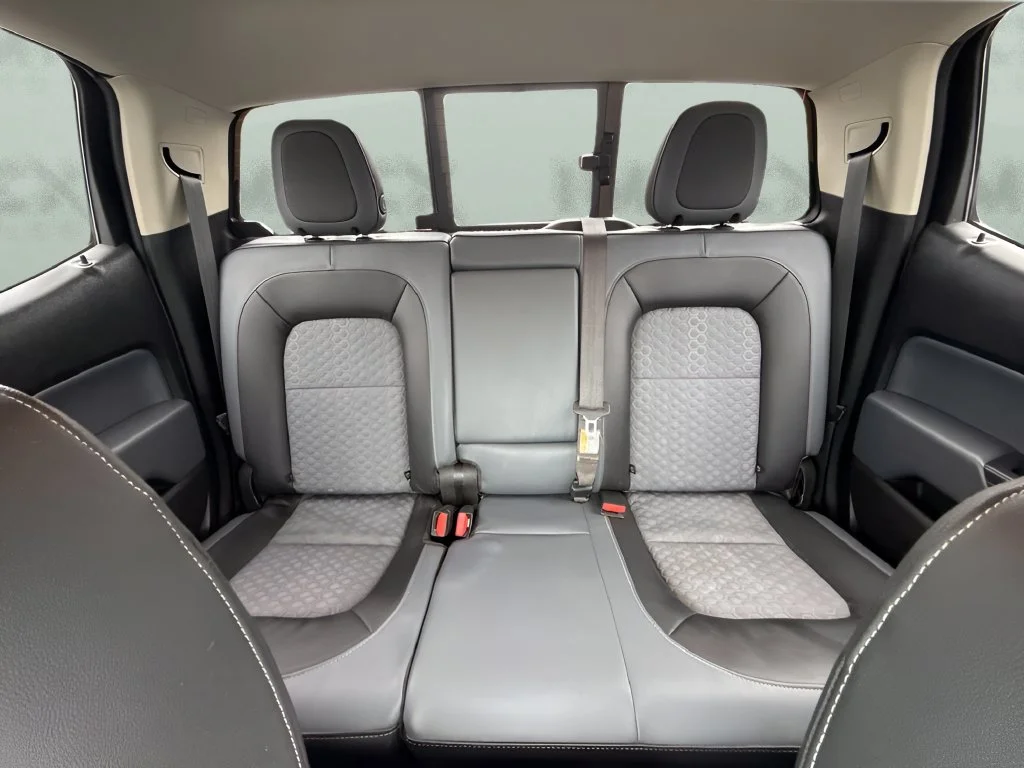 Used 2022 Gray Chevrolet Z71 image 6